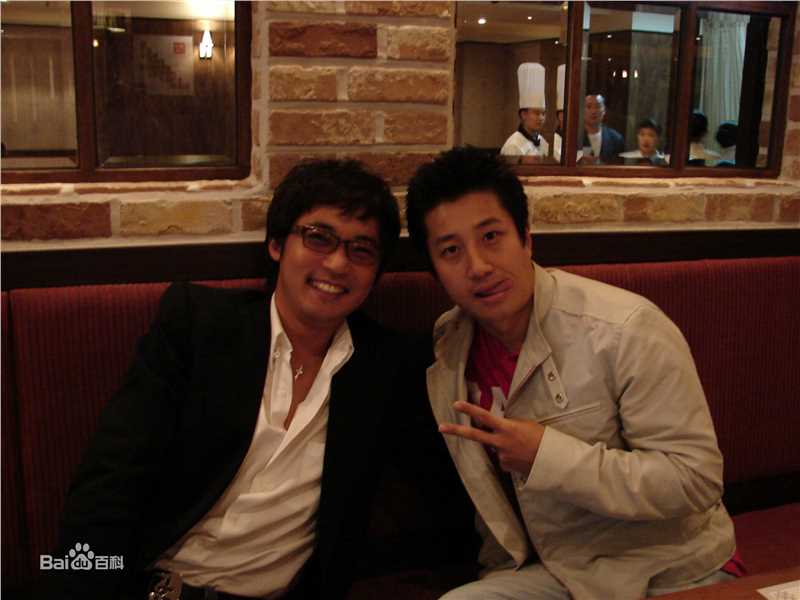 安在旭(，Ahn Jae Wook，アン ジェウク)生活照片图片图册