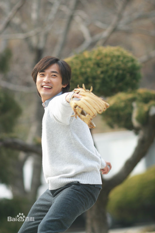 安在旭(，Ahn Jae Wook，アン ジェウク)生活照片图片图册