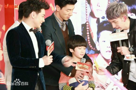 精选张悦轩(Vincent)在《爸爸的假期》宣传活动中的图册