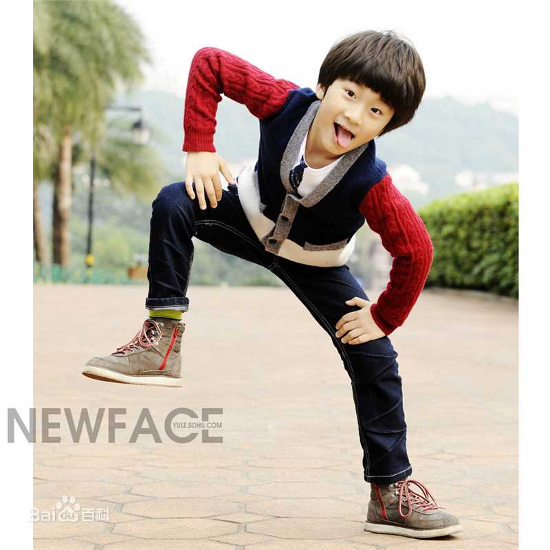 张悦轩(Vincent)搜狐广告拍摄素颜照相册