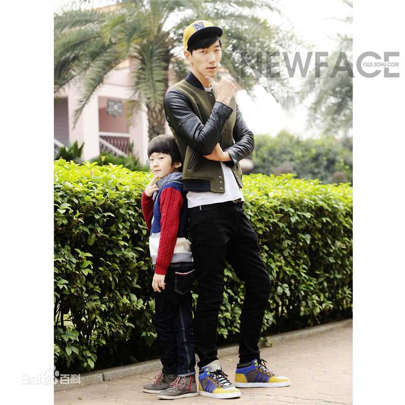 张悦轩(Vincent)搜狐广告拍摄素颜照相册