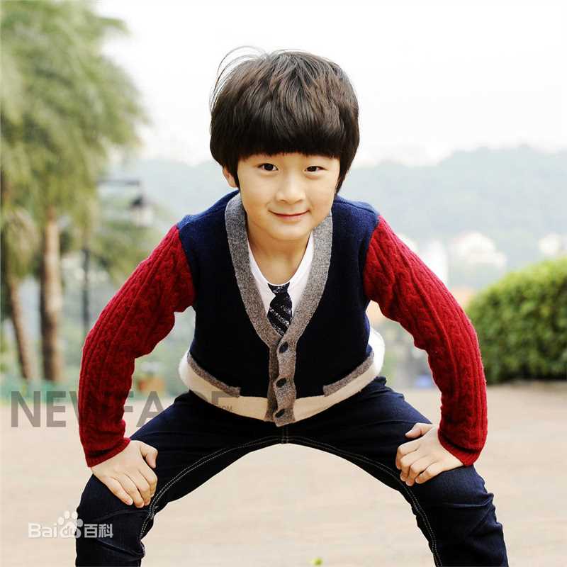 张悦轩(Vincent)搜狐广告拍摄素颜照相册