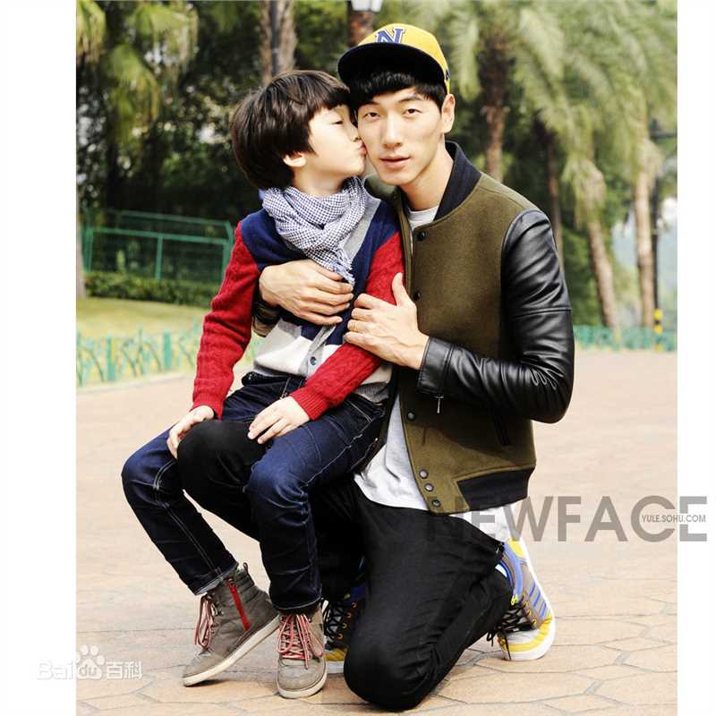 张悦轩(Vincent)搜狐广告拍摄素颜照相册