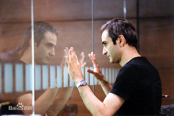 精选奥利维耶·阿萨亚斯(Olivier Assayas)