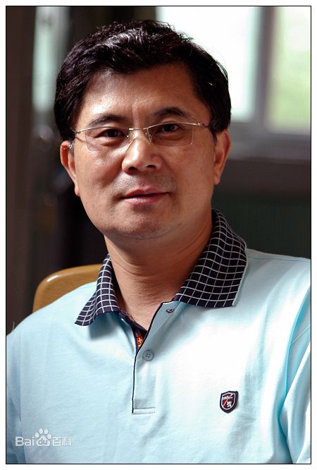 曾剑锋工作照图片图册