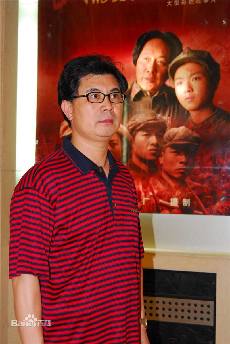 曾剑锋工作照图片图册