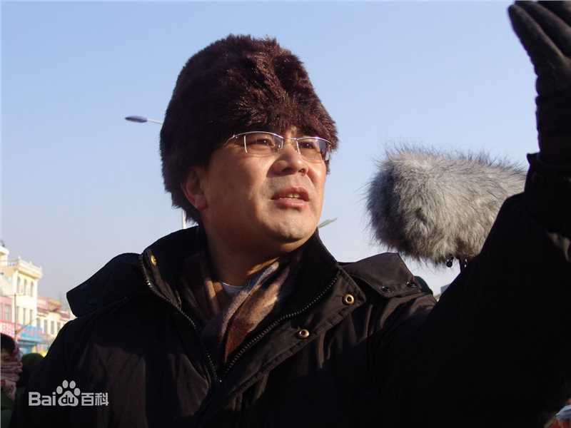 曾剑锋工作照图片图册