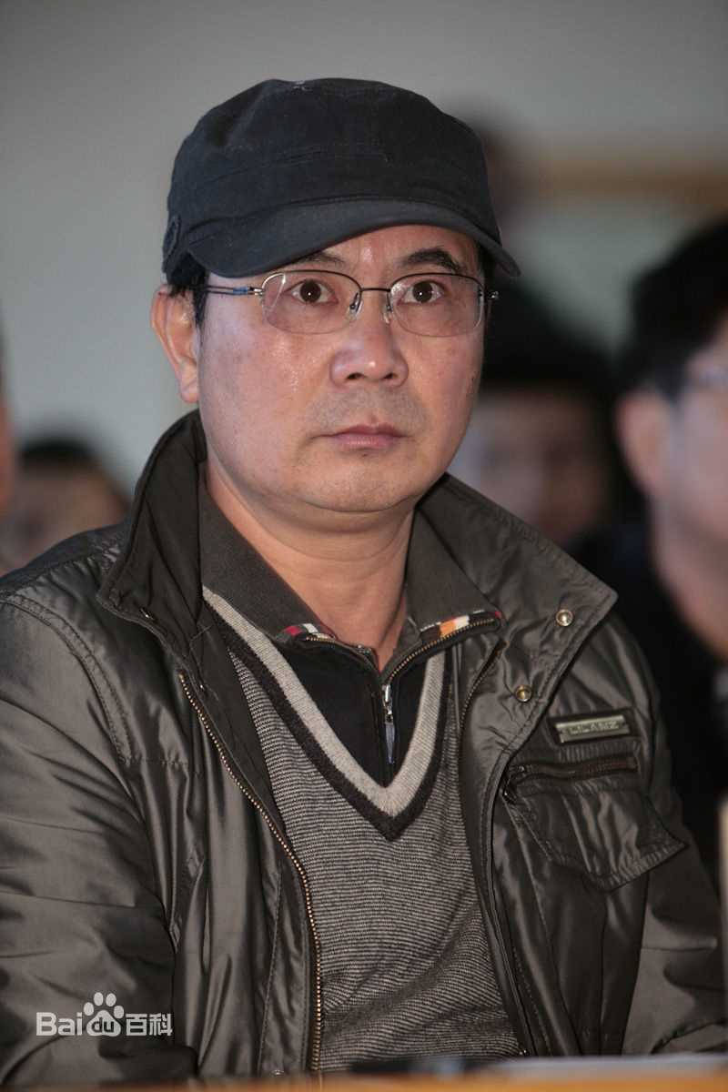 曾剑锋工作照图片图册