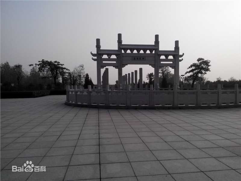 黄姓(Huang)修复中的黄国故里生活照