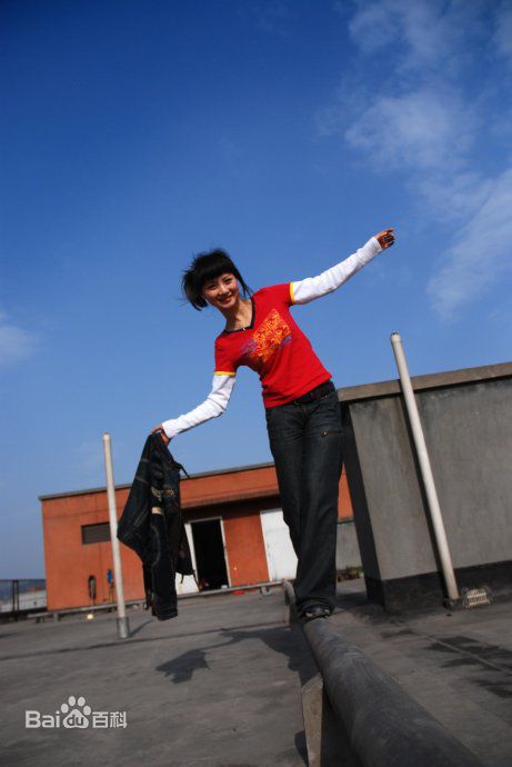 胡珊休闲照壁纸壁纸