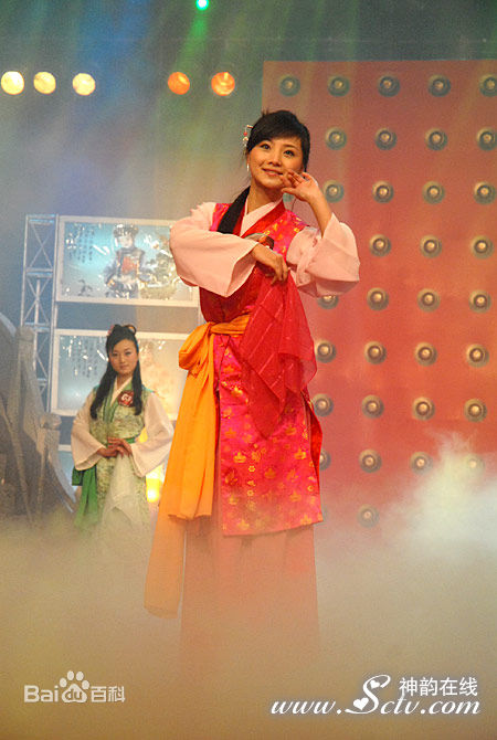 胡珊参加比赛素颜照相册