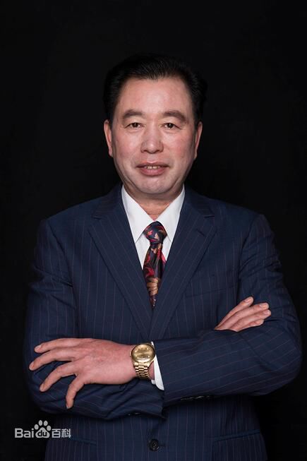 最优质金炳兴生活照