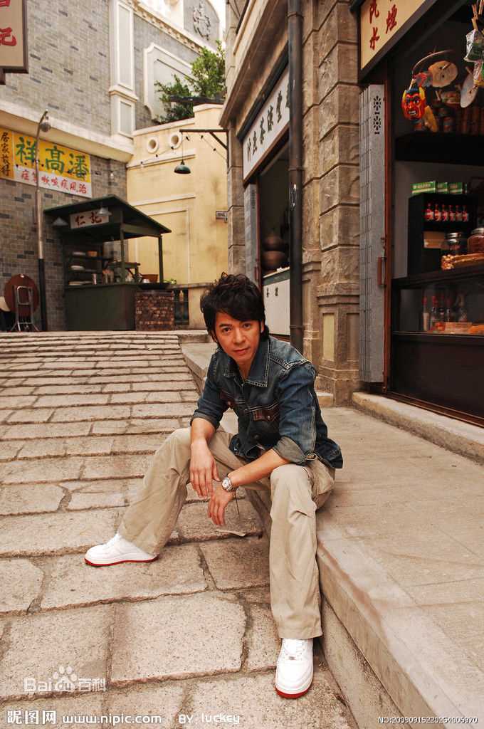 郭政鸿(Derek Kok Jing-Hung)生活照片图片图册