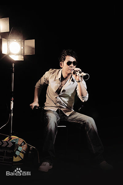 郭政鸿(Derek Kok Jing-Hung)生活照片图片图册