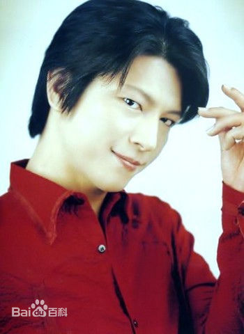 最新及川光博(OIKAWA MITSUHIRO)壁纸