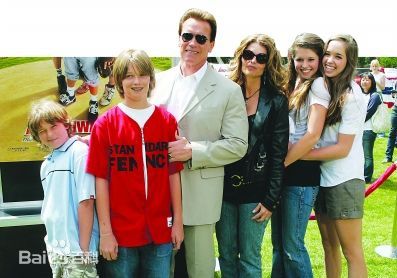 阿诺德·施瓦辛格(Arnold Schwarzenegger)生活照