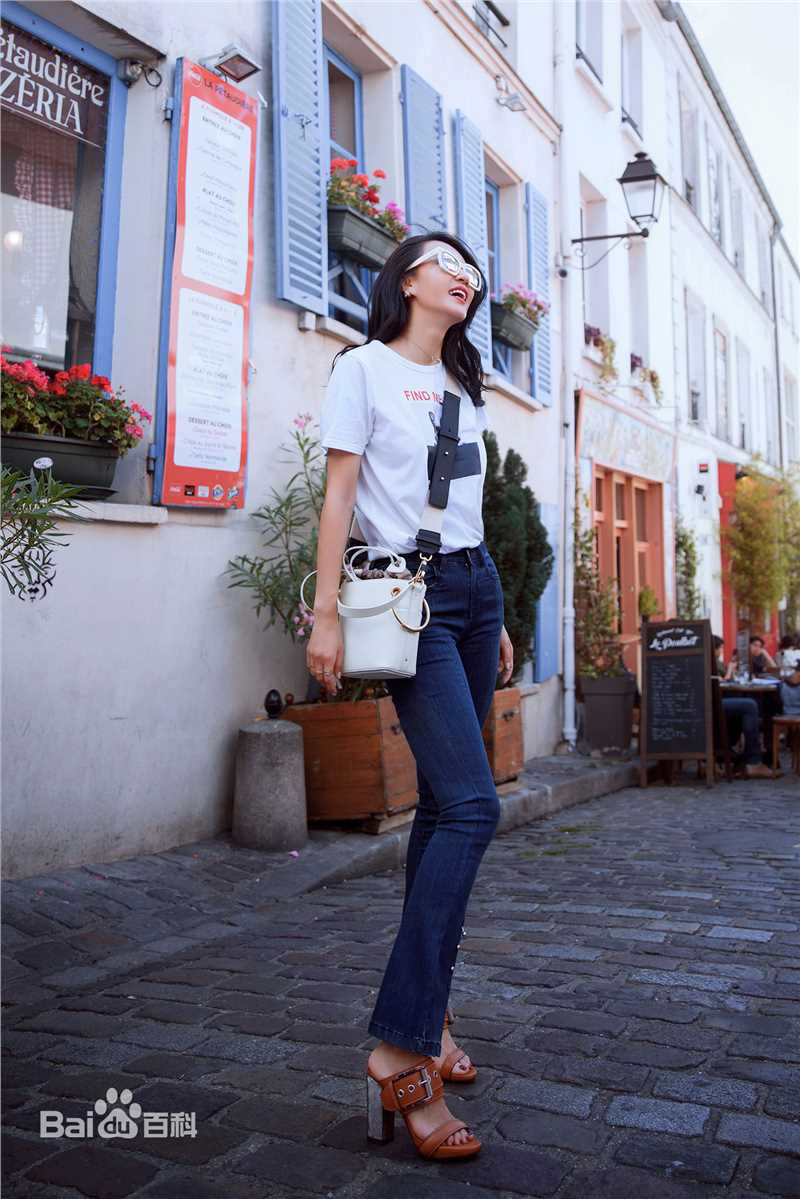 母其弥雅(MIYA)2018性感图片壁纸