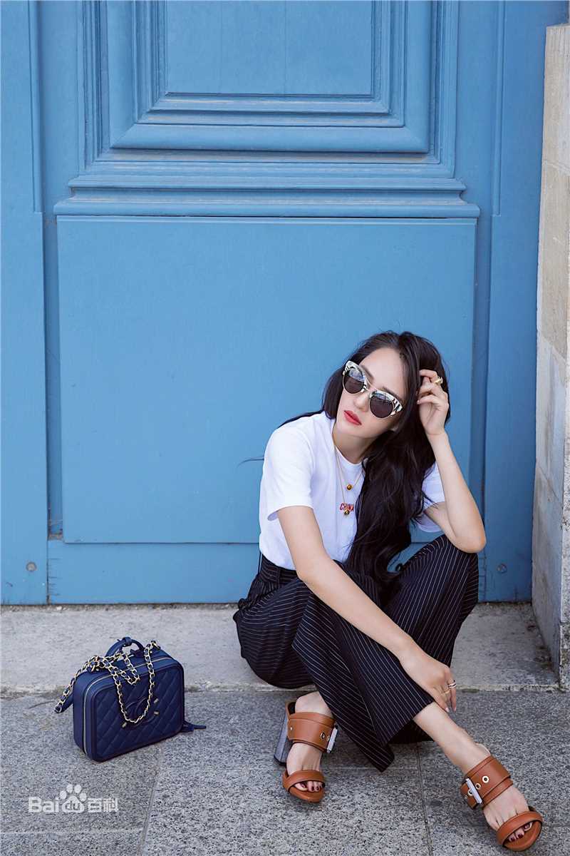 母其弥雅(MIYA)2018性感图片壁纸