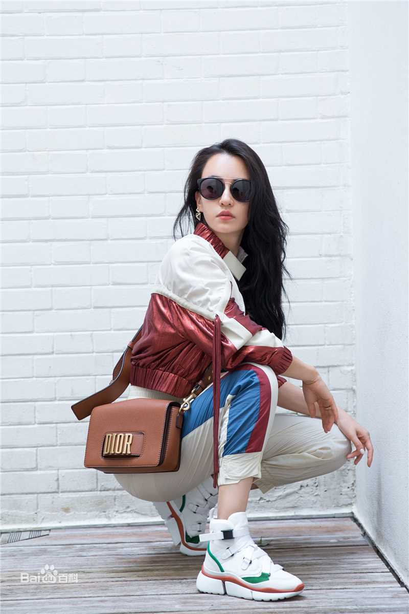 母其弥雅(MIYA)2018性感图片壁纸