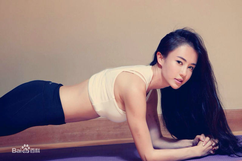 母其弥雅(MIYA)生活照图片图册