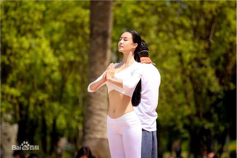 母其弥雅(MIYA)云南瑜伽女神图片图集