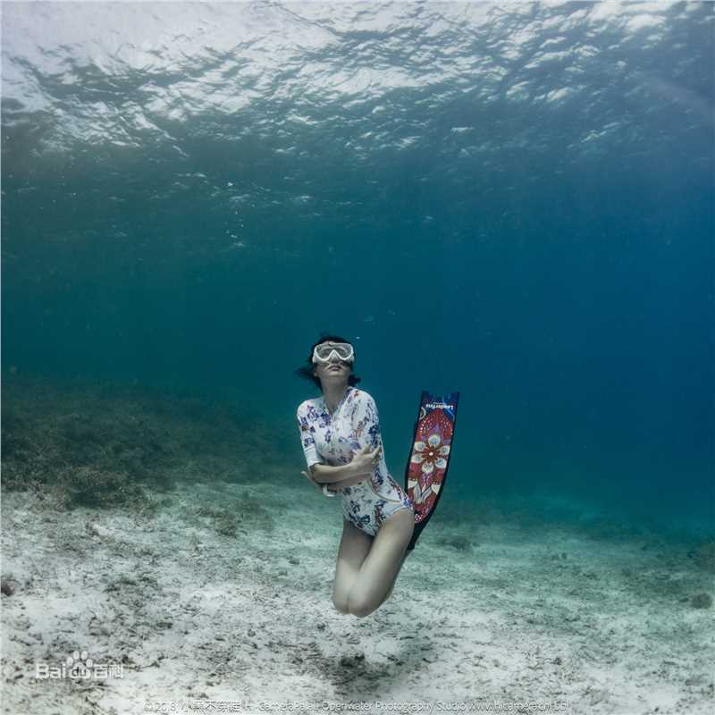 母其弥雅(MIYA)潜水/美人鱼图片图册