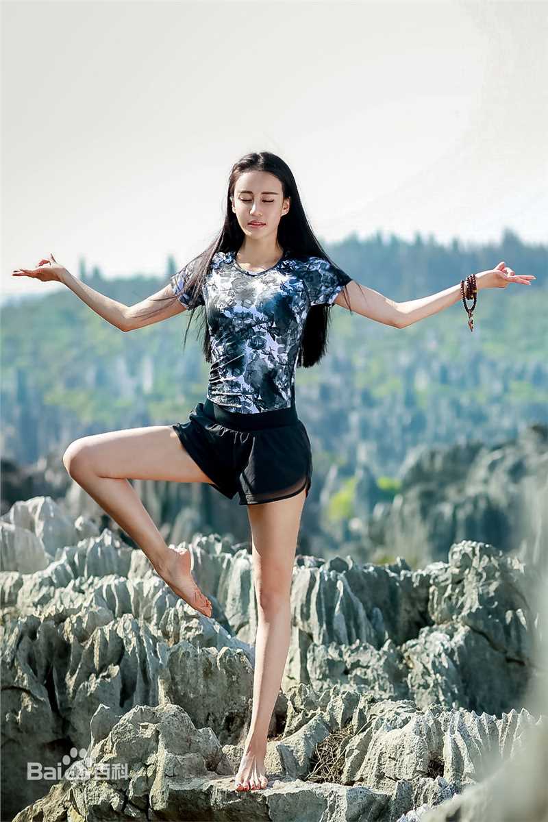 最新母其弥雅(MIYA)壁纸