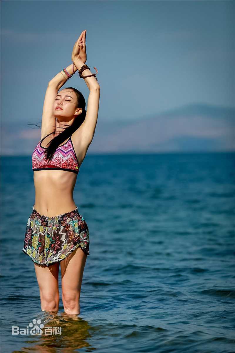 最新母其弥雅(MIYA)壁纸