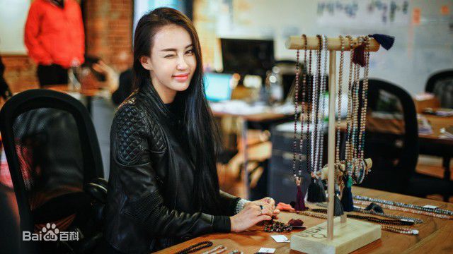 母其弥雅(MIYA)个人形象照图片图集