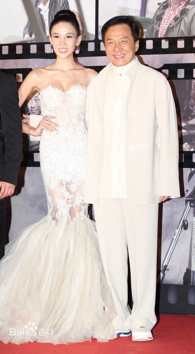 张蓝心(Zoe Zhang)工作照素颜照相册