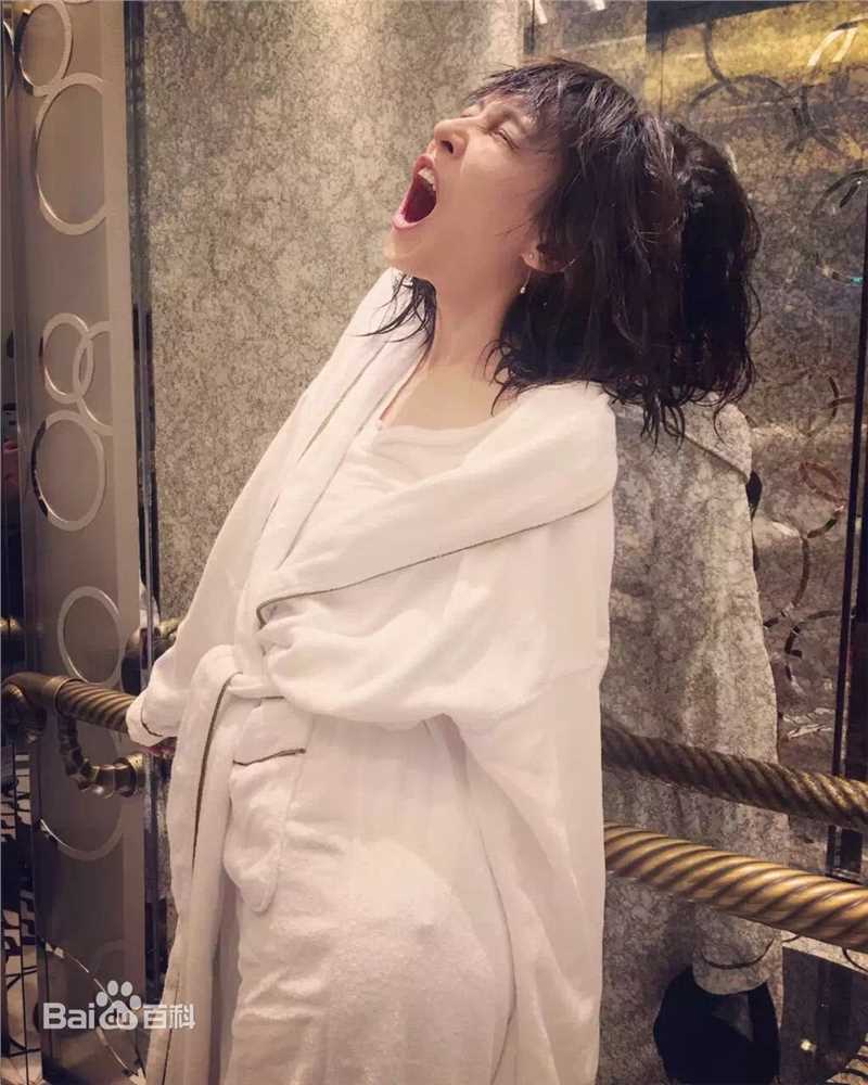 张蓝心(Zoe Zhang)日常生活素颜照相册