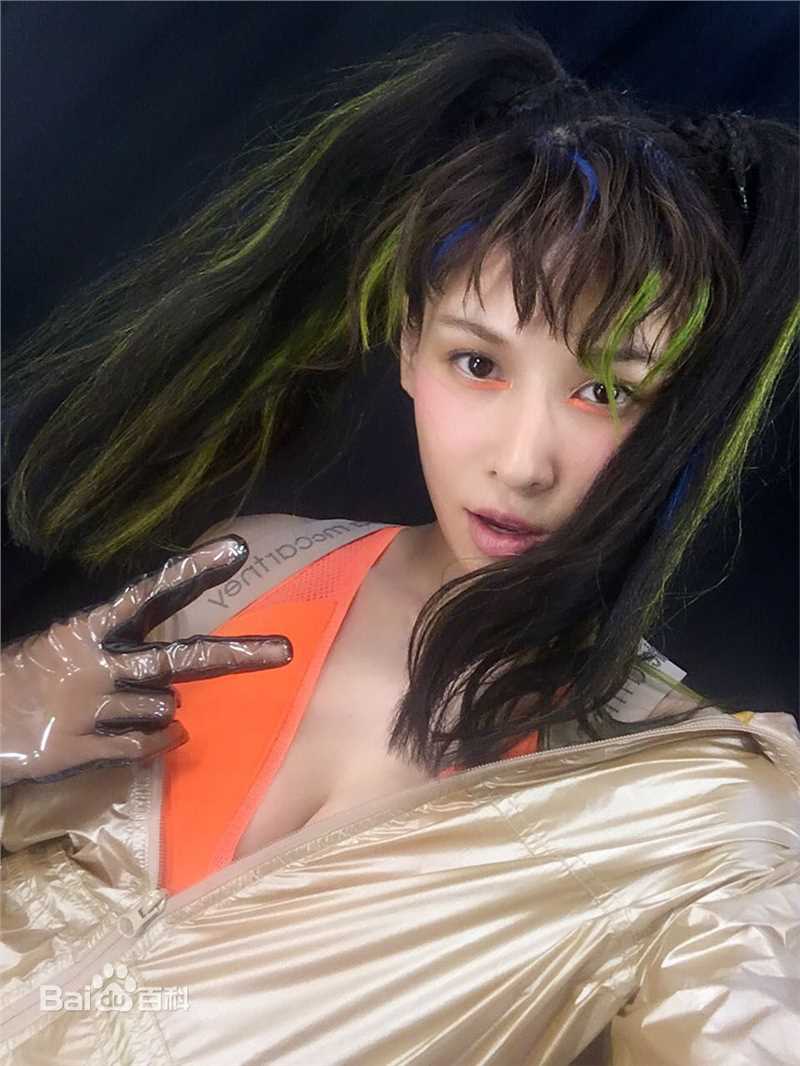 张蓝心(Zoe Zhang)日常生活素颜照相册