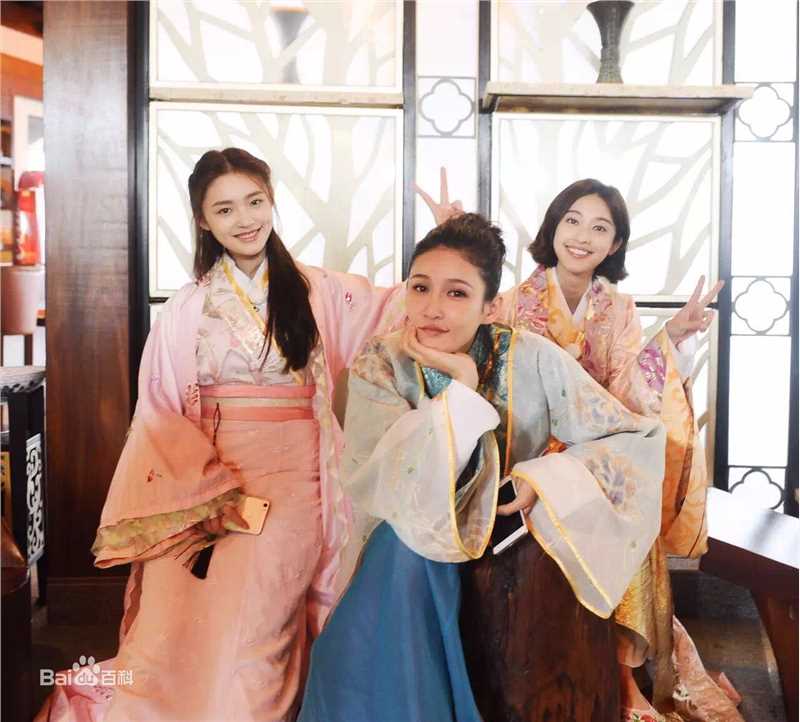 张蓝心(Zoe Zhang)蓝心图片图册