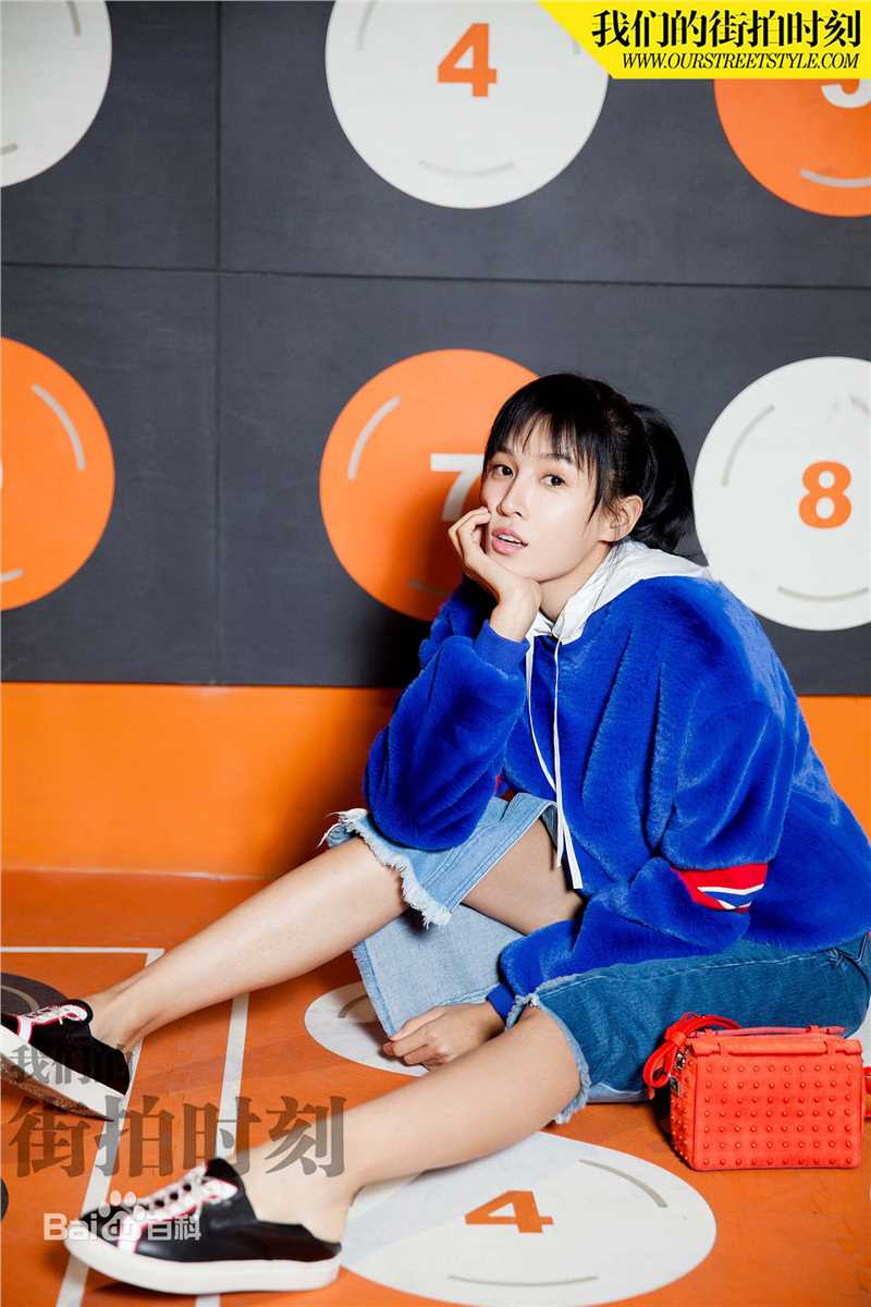 张蓝心(Zoe Zhang)街拍时刻图册
