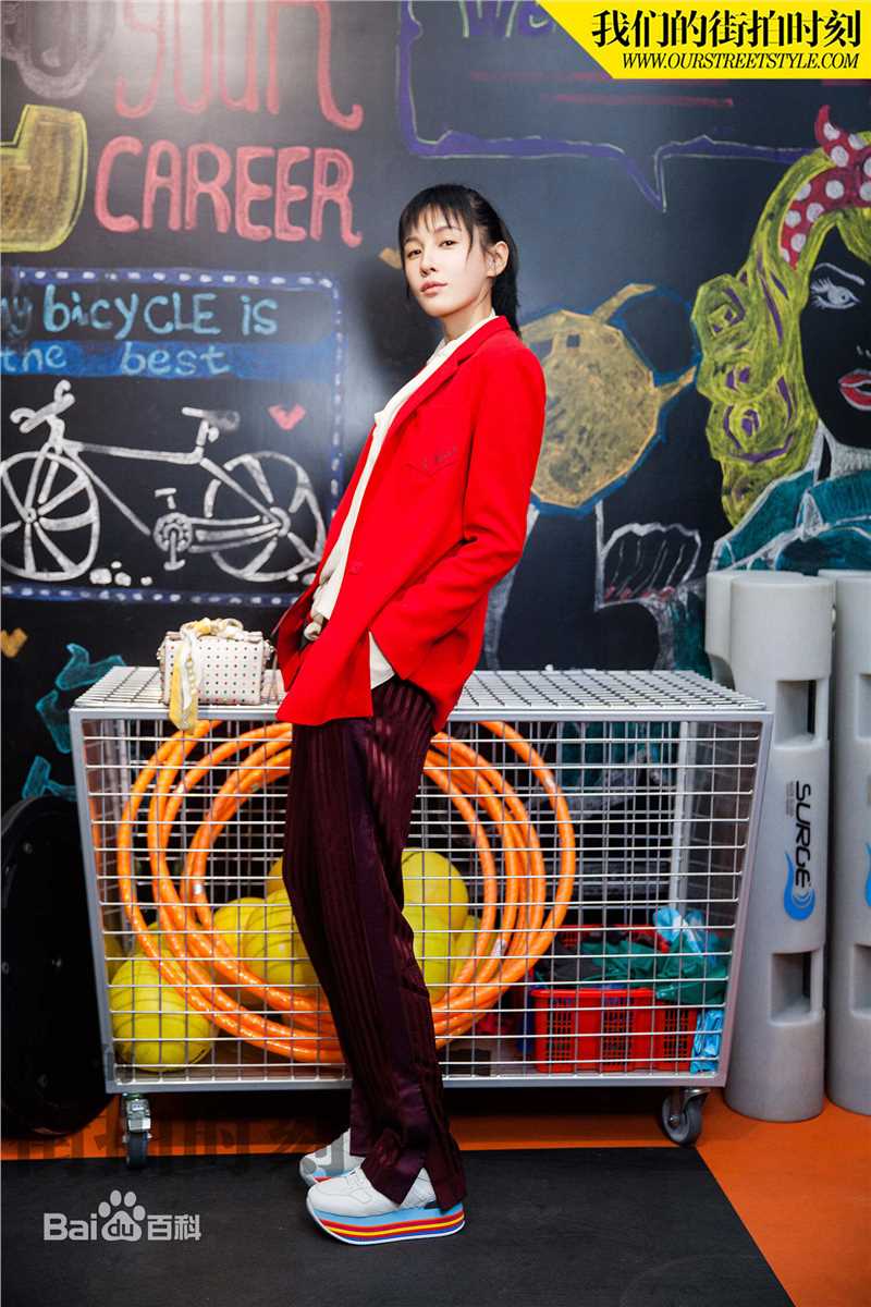 张蓝心(Zoe Zhang)街拍时刻图册