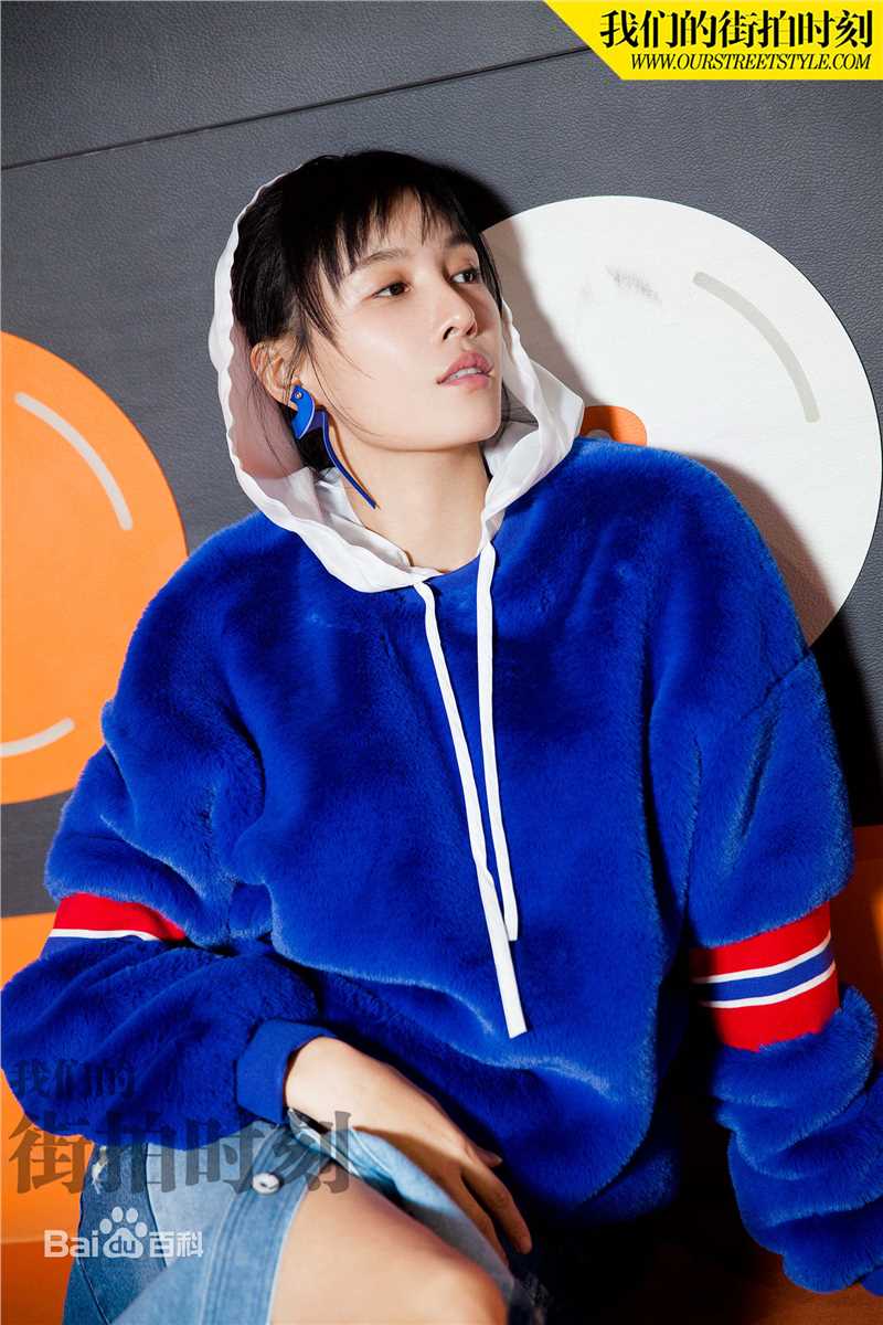 张蓝心(Zoe Zhang)街拍时刻图册