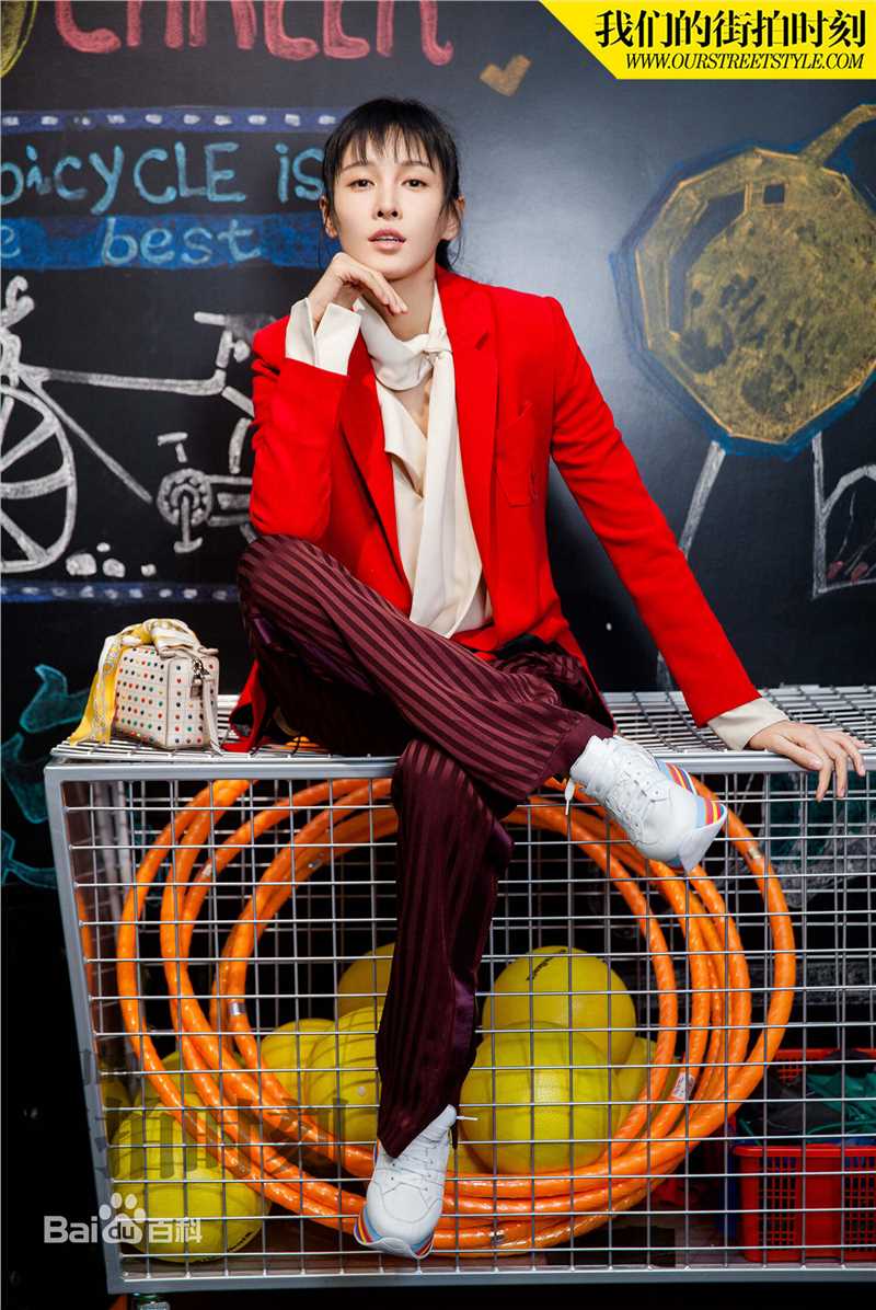 张蓝心(Zoe Zhang)街拍时刻图册