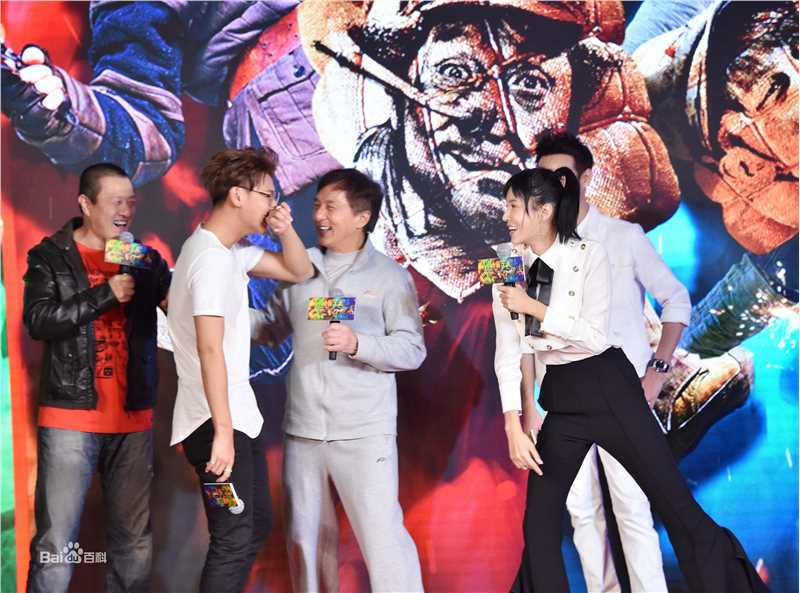 精选张蓝心(Zoe Zhang)在电影《铁道飞虎》主题曲发布会中的图册