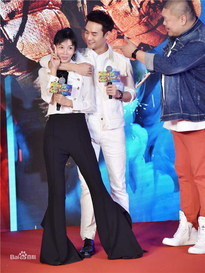 精选张蓝心(Zoe Zhang)在电影《铁道飞虎》主题曲发布会中的图册