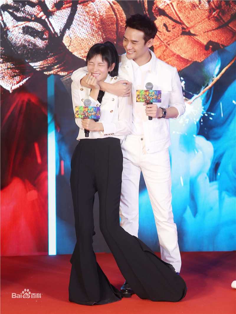 精选张蓝心(Zoe Zhang)在电影《铁道飞虎》主题曲发布会中的图册