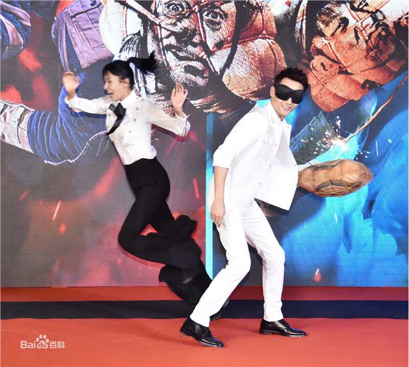 精选张蓝心(Zoe Zhang)在电影《铁道飞虎》主题曲发布会中的图册