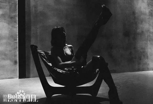 张蓝心(Zoe Zhang)精选时尚杂志图册