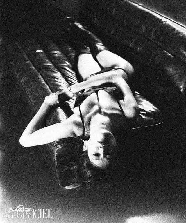 张蓝心(Zoe Zhang)精选时尚杂志图册