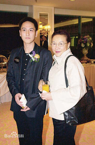 徐枫(Feng Hsu)息影后的生活照性感图片壁纸