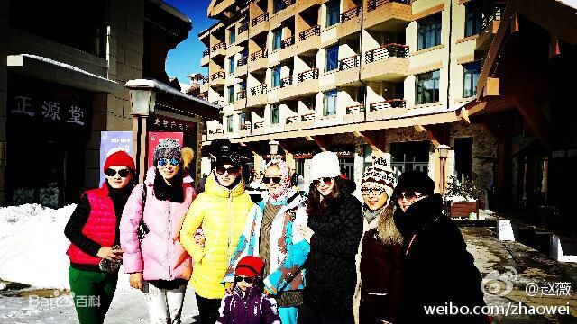 黄新(April)爸爸妈妈微博分享的小四月照片素颜照相册