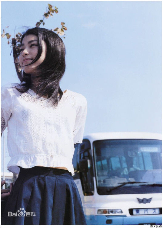 成海璃子(なるみ りこ/ Riko Narumi/塚本璃子（本名）)图片生活照相册