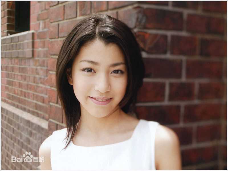 成海璃子(なるみ りこ/ Riko Narumi/塚本璃子（本名）)图片生活照相册