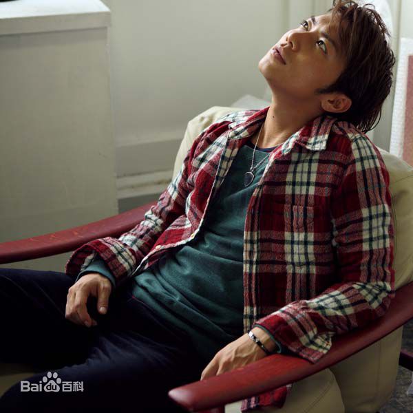 成宫宽贵(成宮寛貴（Hiroki Narimiya、なりみや ひろき）)杂志摄影照片