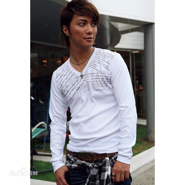 成宫宽贵(成宮寛貴（Hiroki Narimiya、なりみや ひろき）)杂志摄影照片