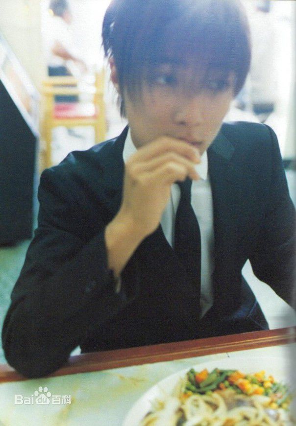 精选成宫宽贵(成宮寛貴（Hiroki Narimiya、なりみや ひろき）)精彩图册